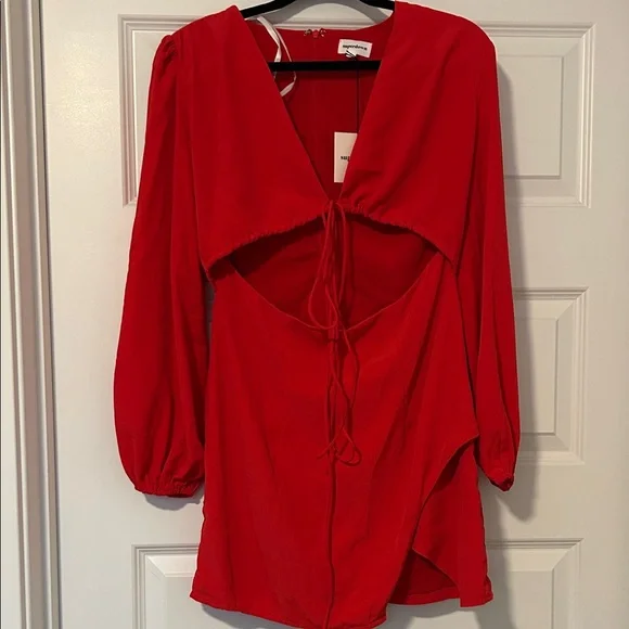 Superdown Selene Dress NWT - Picture 2 of 3